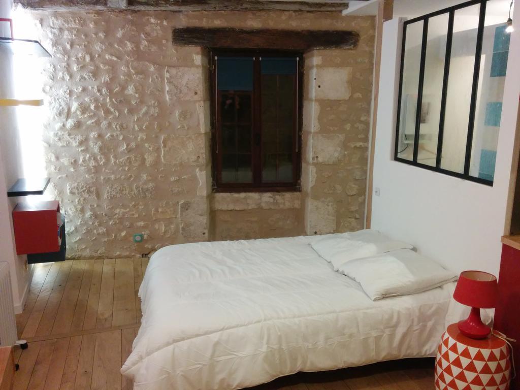 Apartmán Tour Duguesclin Chauvigny Exteriér fotografie