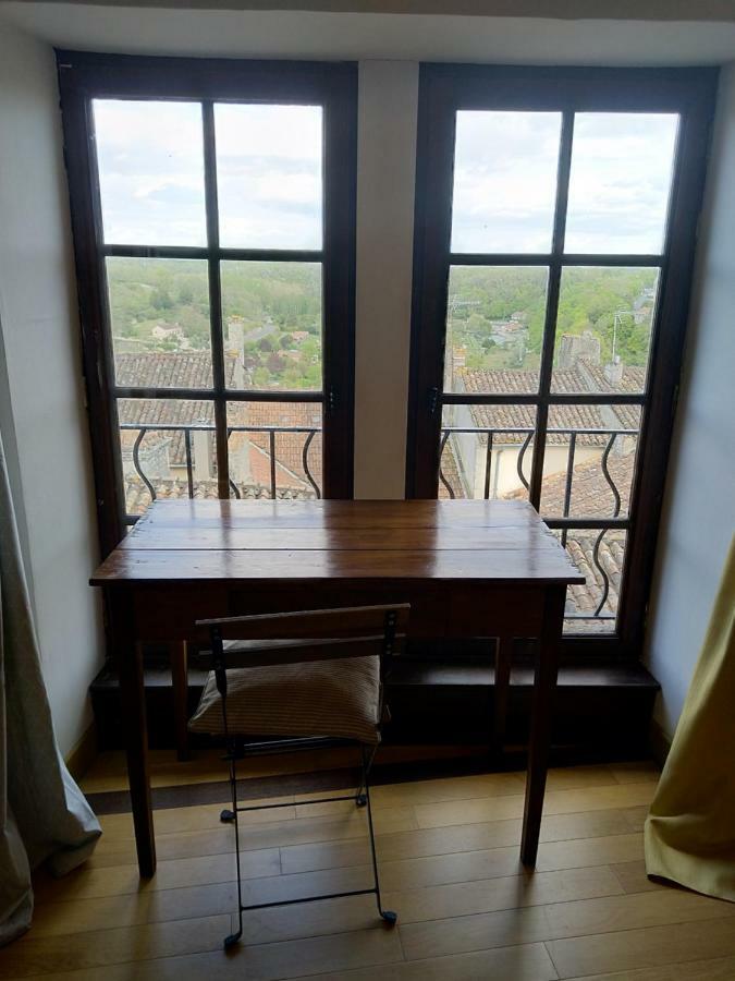 Apartmán Tour Duguesclin Chauvigny Exteriér fotografie